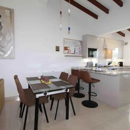 En Moraira: 2 Hab, Piscina, Cerca De Playa Y Deportes - Hisp-216-228 Teulada